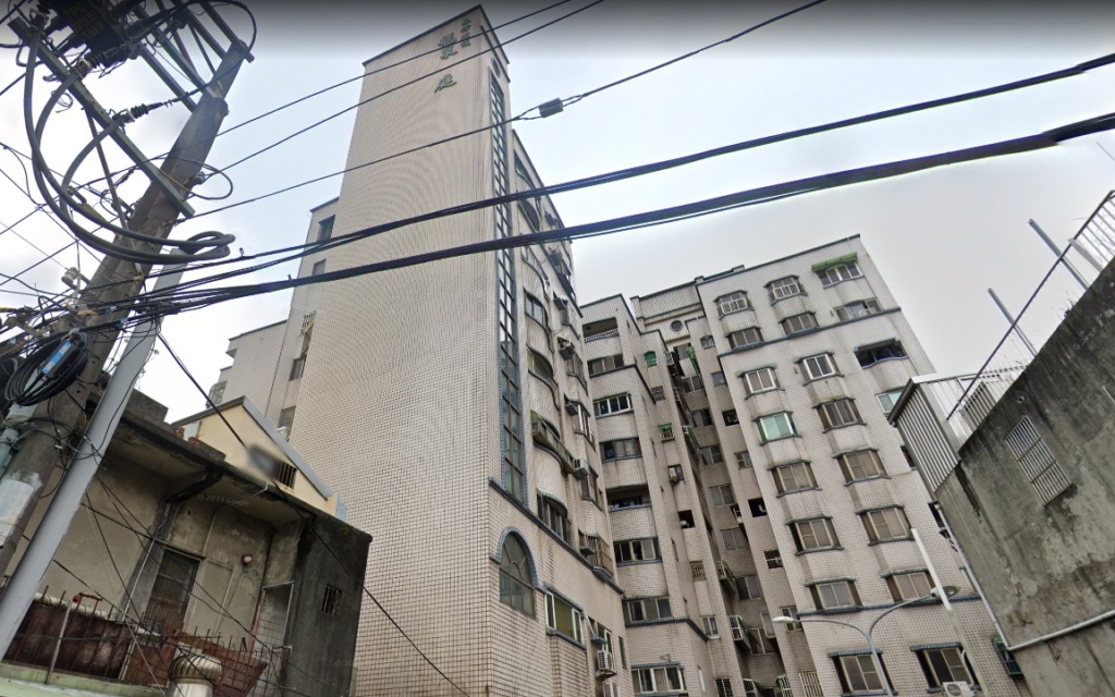 中壢區龍泉宮廷 01